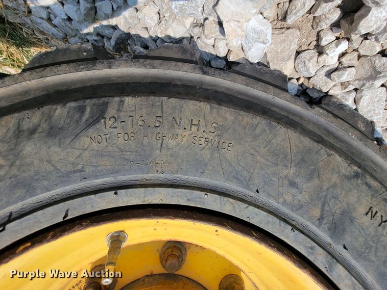 image for item KD9506 2006 New Holland B95  backhoe