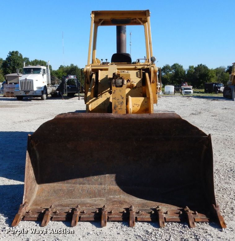 image for item KI9601 1988 Caterpillar 953  track loader