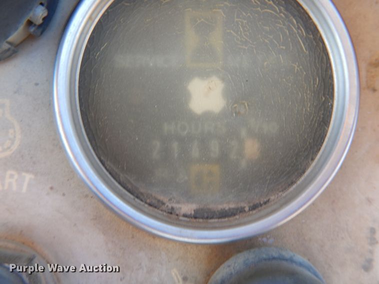 image for item KI9601 1988 Caterpillar 953  track loader