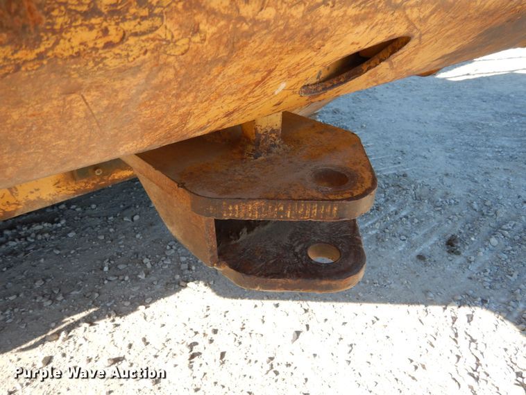 image for item KI9601 1988 Caterpillar 953  track loader