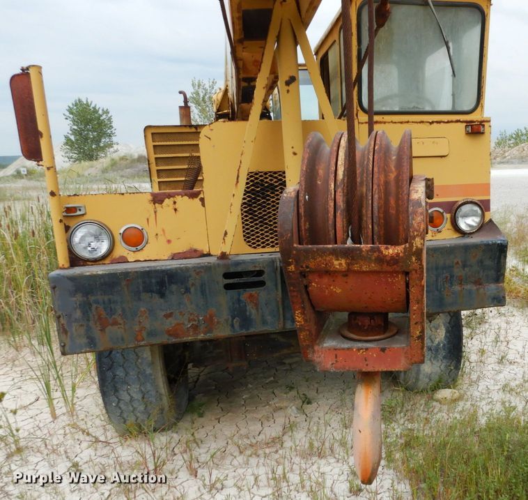 image for item KI9626 Grove  crane