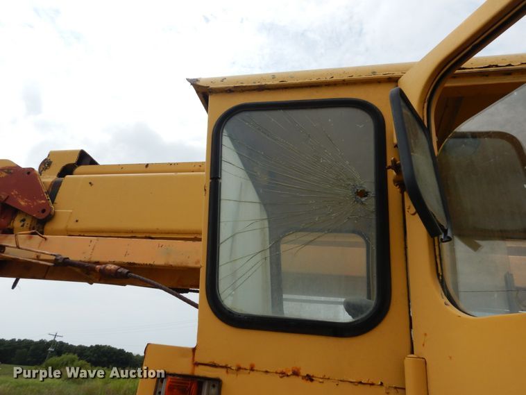 image for item KI9626 Grove  crane