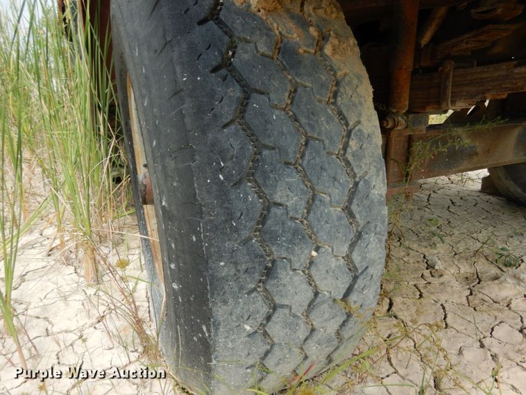 image for item KI9626 Grove  crane