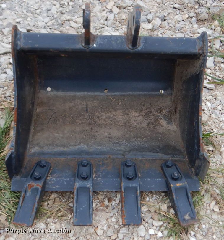 image for item KI9636 Bobcat  20"W bucket