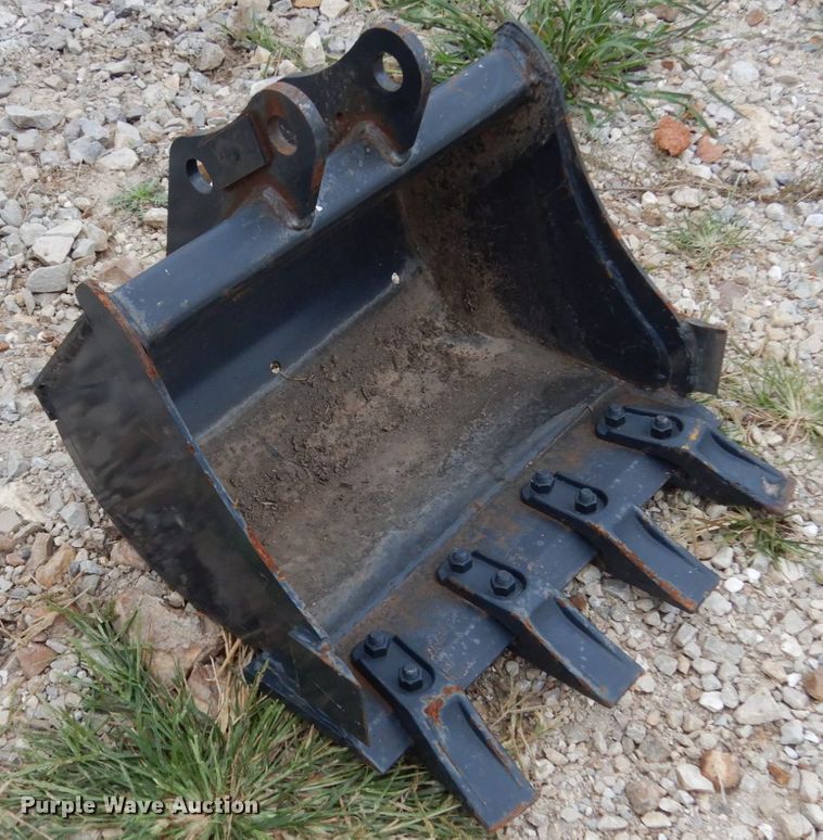 image for item KI9636 Bobcat  20"W bucket