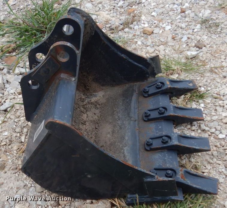 image for item KI9636 Bobcat  20"W bucket