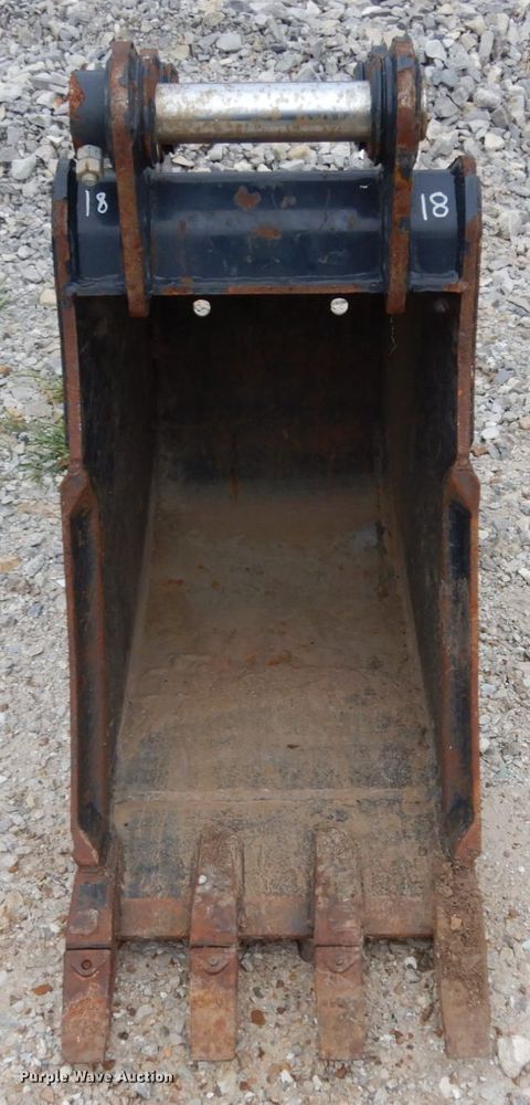 image for item KI9637 Bobcat  18"W bucket