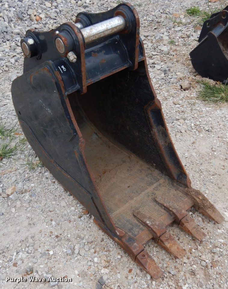 image for item KI9637 Bobcat  18"W bucket