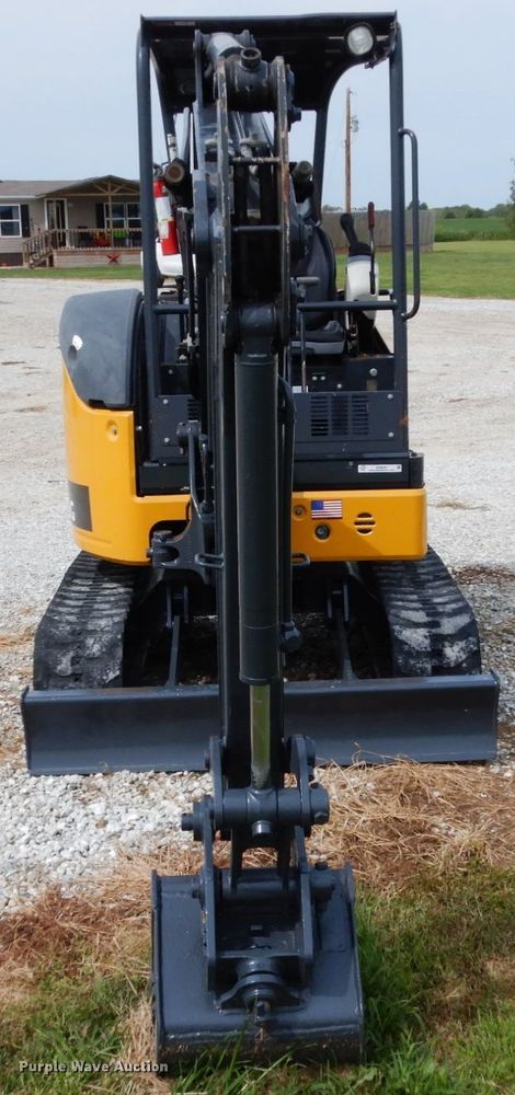 image for item KI9648 2015 John Deere 26G  mini excavator