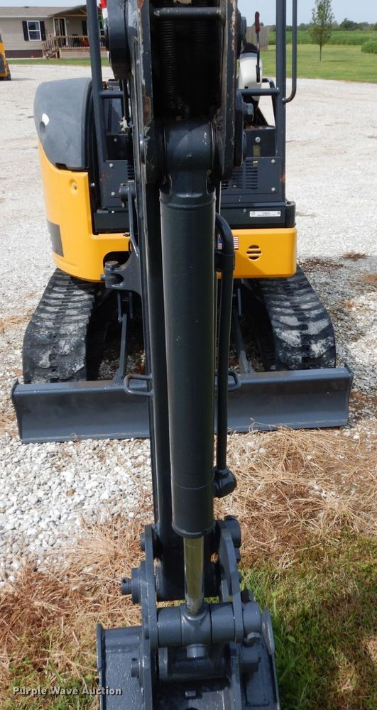 image for item KI9648 2015 John Deere 26G  mini excavator