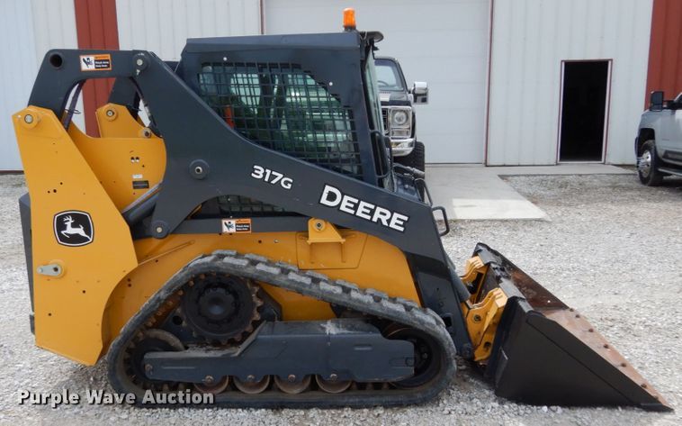 image for item KI9649 2019 John Deere 317G  tracked skid steer loader