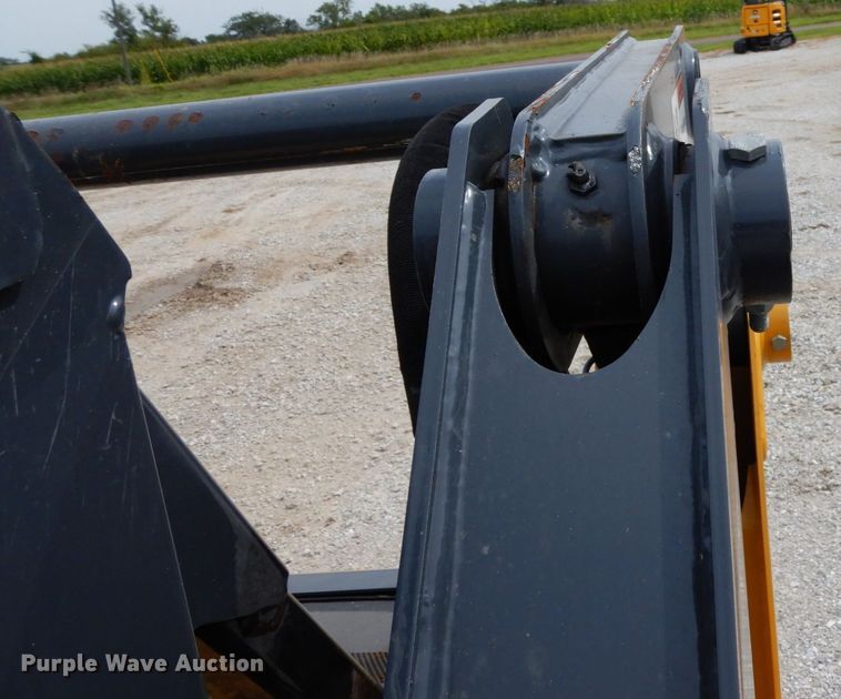 image for item KI9649 2019 John Deere 317G  tracked skid steer loader