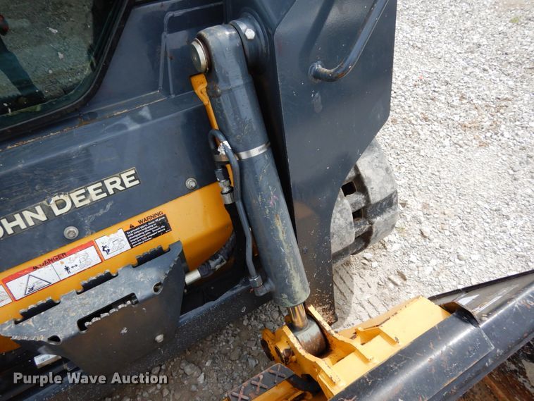 image for item KI9649 2019 John Deere 317G  tracked skid steer loader