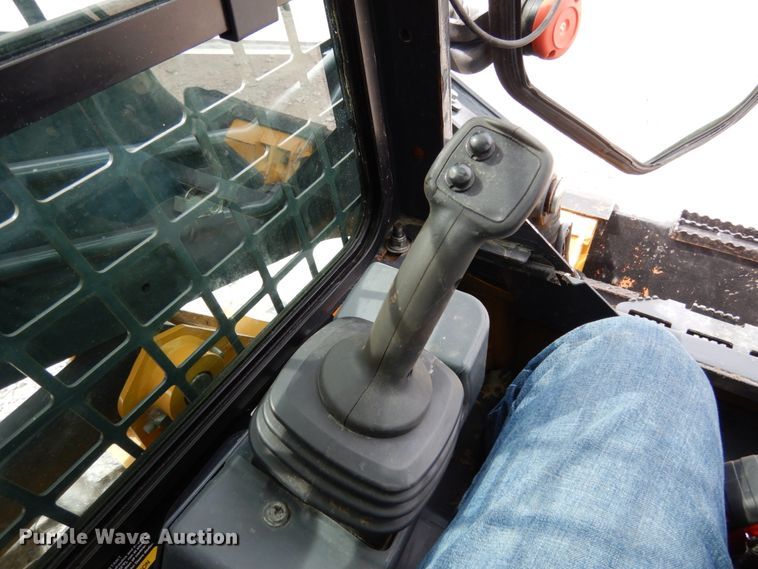 image for item KI9649 2019 John Deere 317G  tracked skid steer loader