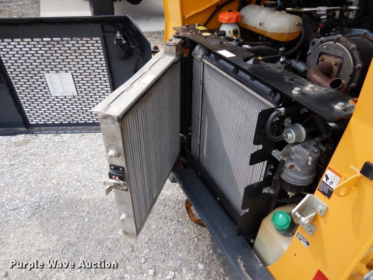 image for item KI9649 2019 John Deere 317G  tracked skid steer loader