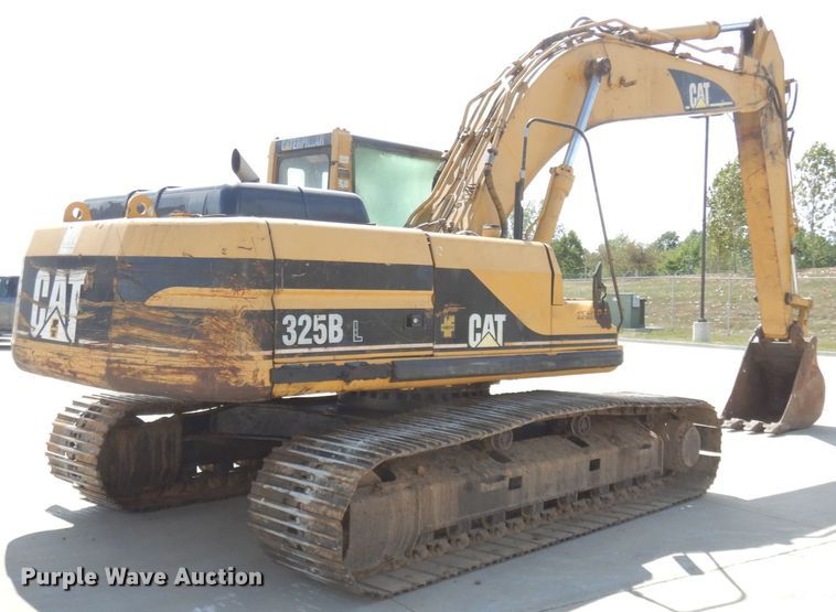 image for item KI9657 2000 Caterpillar 325B L  excavator