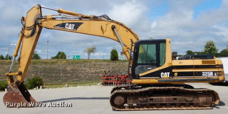 image for item KI9657 2000 Caterpillar 325B L  excavator