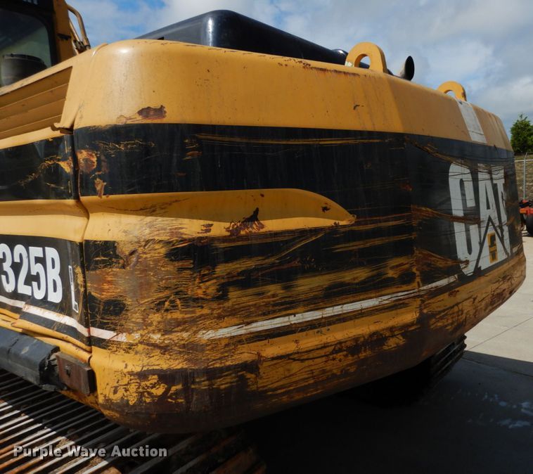 image for item KI9657 2000 Caterpillar 325B L  excavator