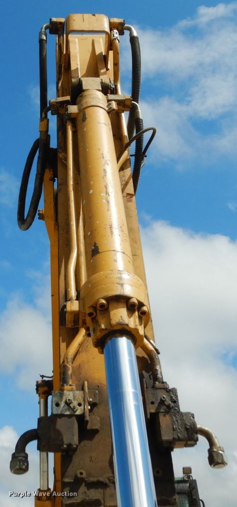 image for item KI9657 2000 Caterpillar 325B L  excavator