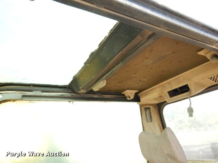 image for item KI9657 2000 Caterpillar 325B L  excavator