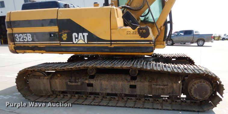 image for item KI9657 2000 Caterpillar 325B L  excavator