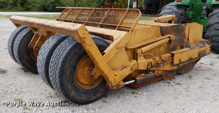 image for item KI9659 1993 Reynolds 14C  scraper