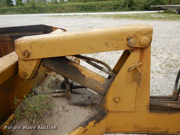 image for item KI9659 1993 Reynolds 14C  scraper