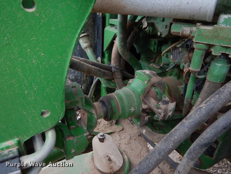 image for item KI9660 2000 John Deere 9400  4WD tractor