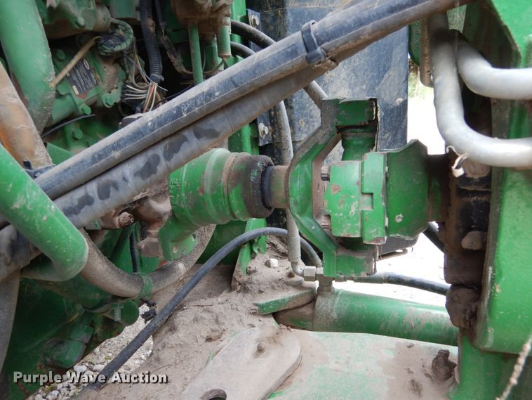 image for item KI9660 2000 John Deere 9400  4WD tractor