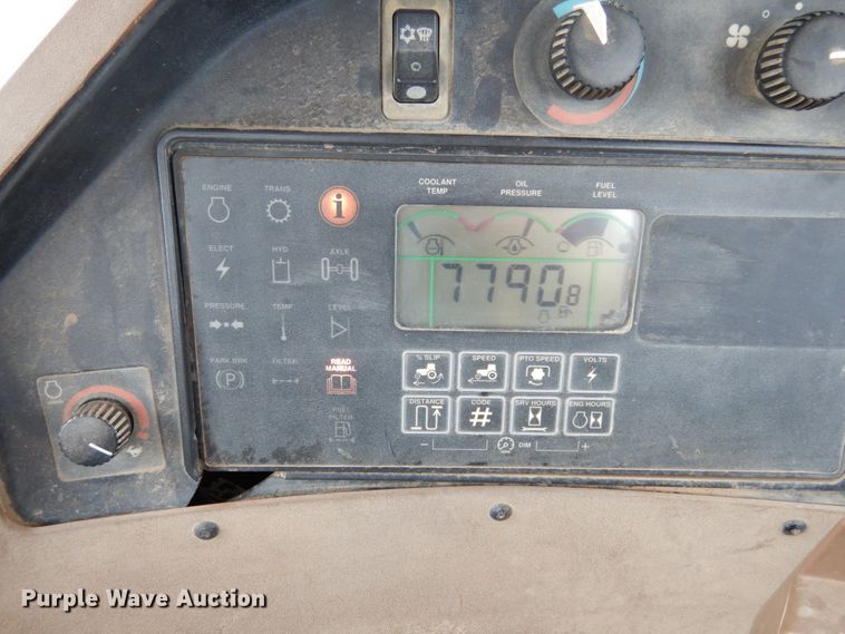 image for item KI9660 2000 John Deere 9400  4WD tractor