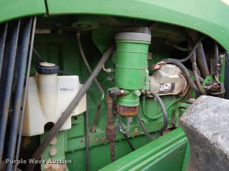 image for item KI9660 2000 John Deere 9400  4WD tractor