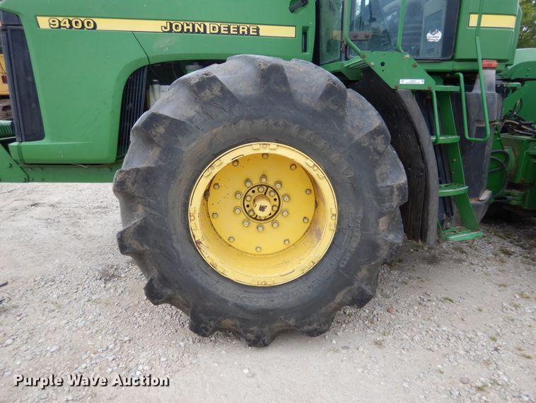 image for item KI9660 2000 John Deere 9400  4WD tractor