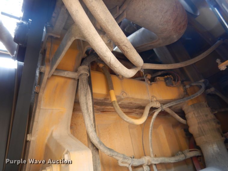 image for item KI9662 2005 John Deere 824J  wheel loader