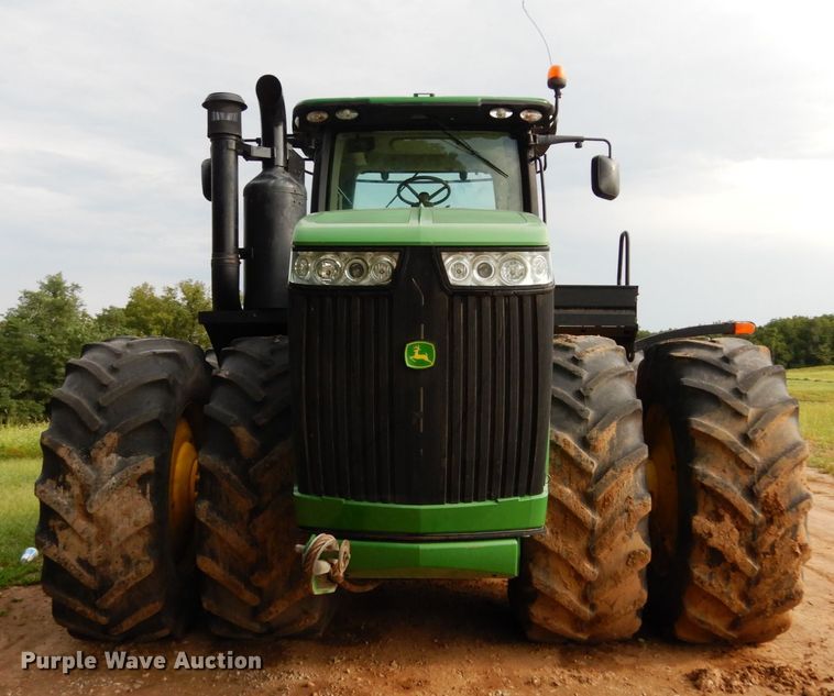 image for item KI9663 2013 John Deere 9460R Scraper Special  4WD tractor