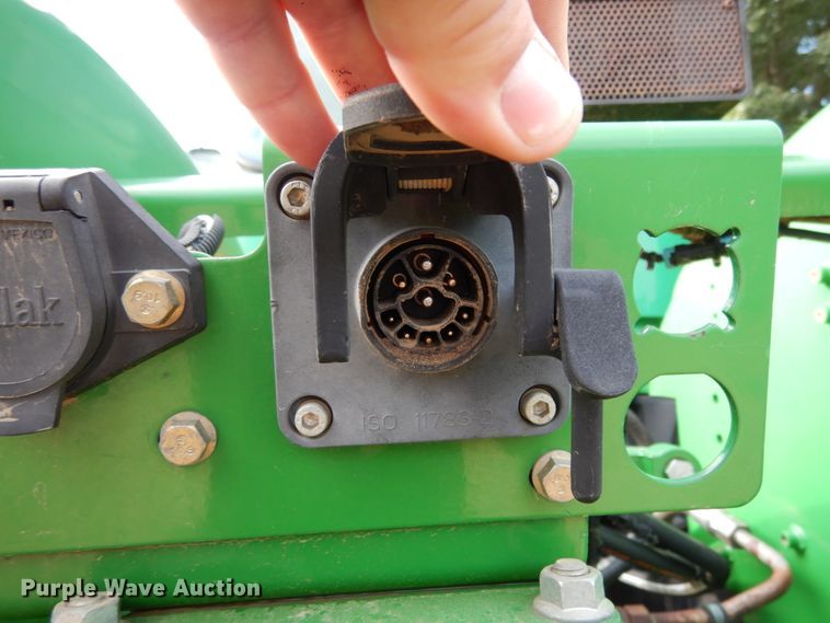 image for item KI9663 2013 John Deere 9460R Scraper Special  4WD tractor