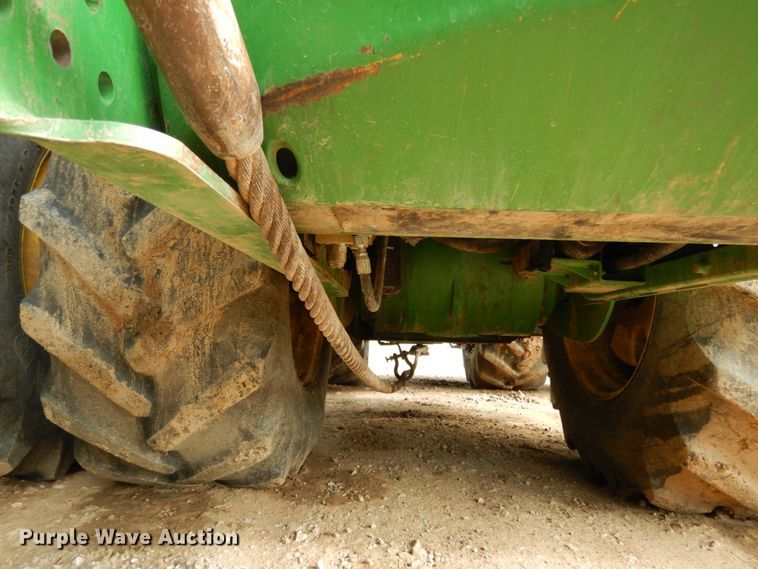 image for item KI9663 2013 John Deere 9460R Scraper Special  4WD tractor