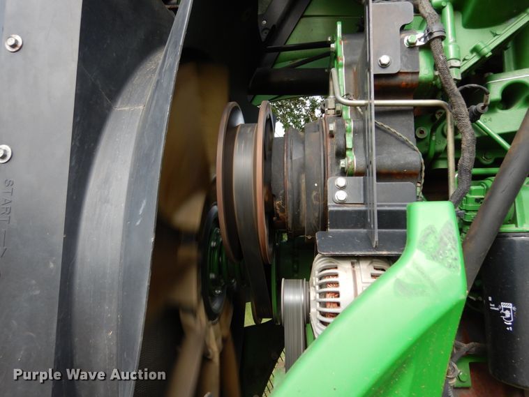 image for item KI9663 2013 John Deere 9460R Scraper Special  4WD tractor