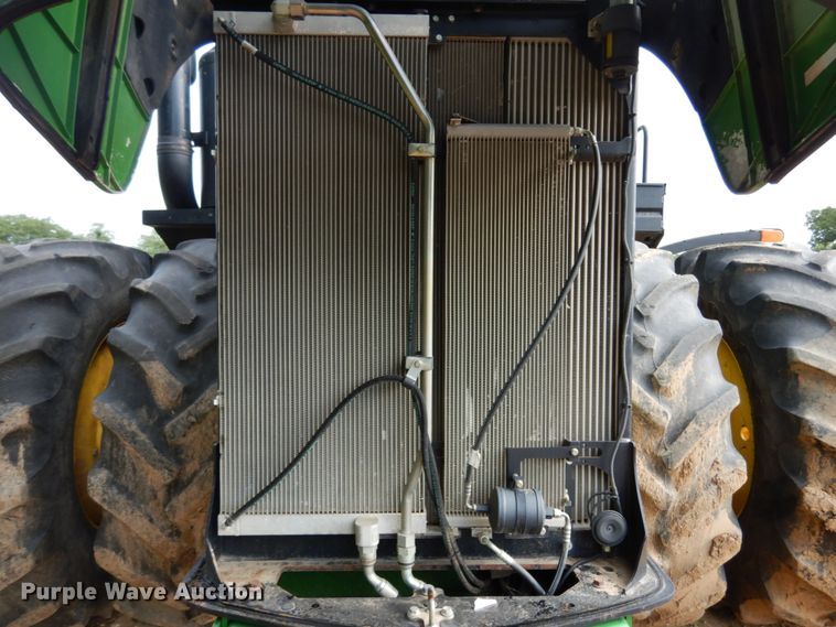 image for item KI9663 2013 John Deere 9460R Scraper Special  4WD tractor