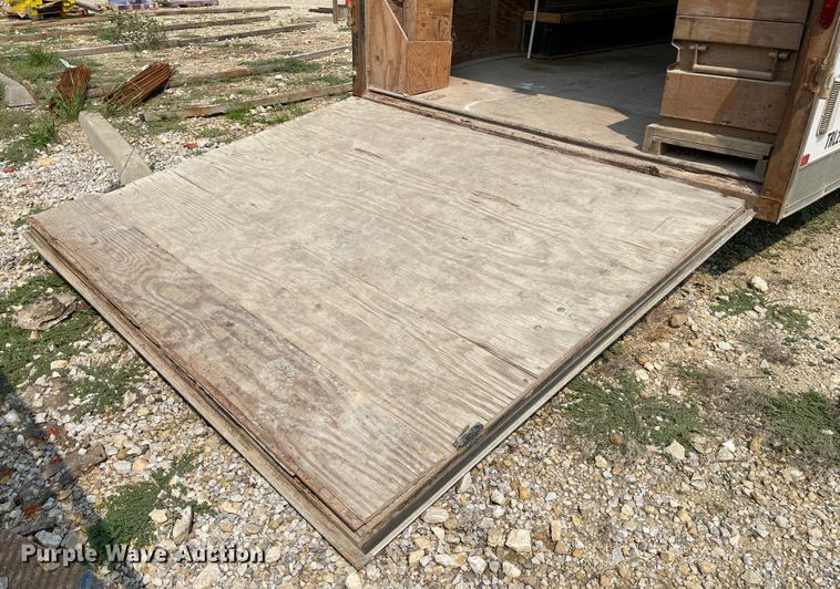 image for item KU9234 2009 Interstate  enclosed cargo trailer