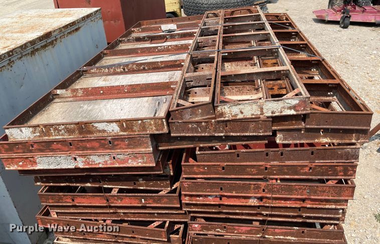 image for item KU9241 Approximately 80 concrete forms