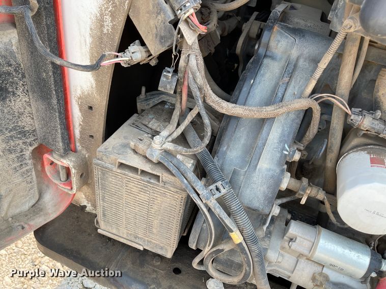 image for item KU9245 2012 Bobcat T870  tracked skid steer loader