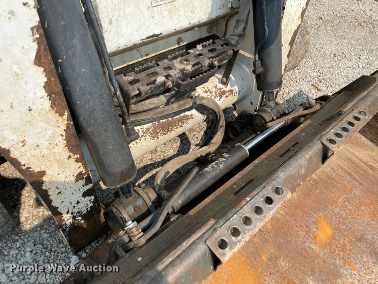 image for item KU9245 2012 Bobcat T870  tracked skid steer loader