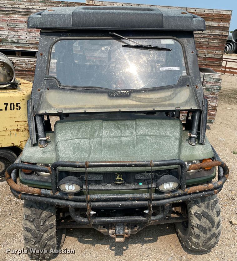 image for item KU9248 2009 John Deere Gator XUV  utility vehicle