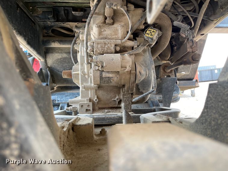 image for item KU9248 2009 John Deere Gator XUV  utility vehicle