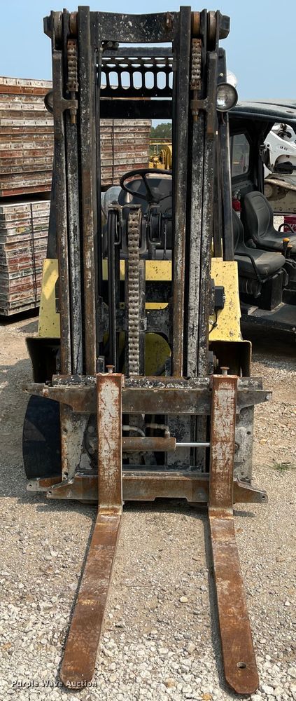 image for item KU9249 1990 Hyster 60  forklift