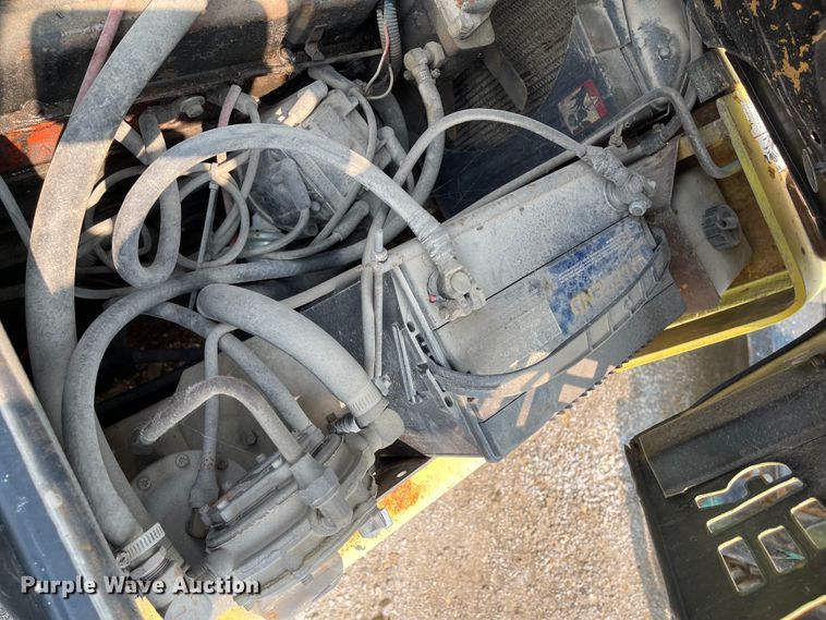 image for item KU9249 1990 Hyster 60  forklift