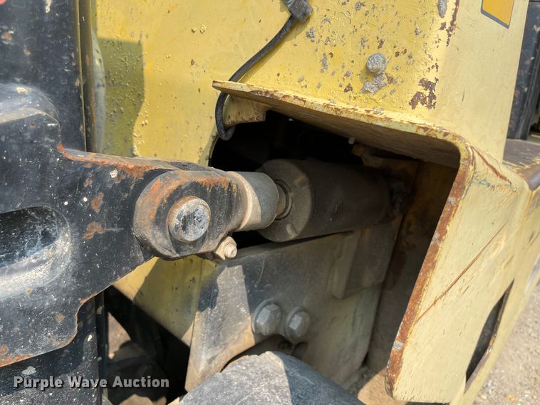 image for item KU9249 1990 Hyster 60  forklift