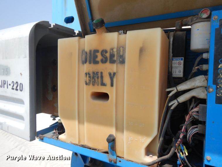 image for item KU9399 2008 Genie S85  boom lift