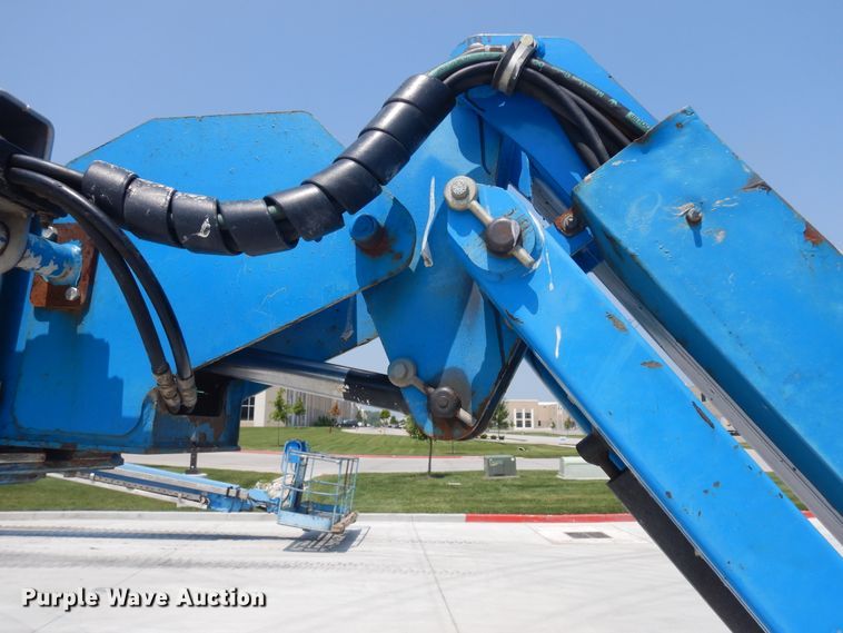 image for item KU9399 2008 Genie S85  boom lift
