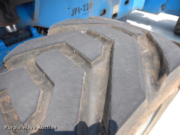 image for item KU9399 2008 Genie S85  boom lift